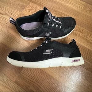 Skechers Arch Fit Refine Her Best Sneakers - Black/Lavender